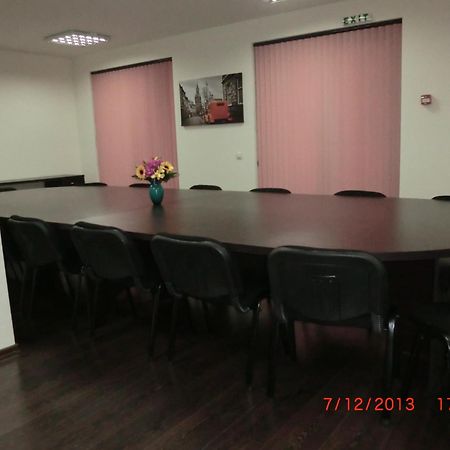 Hotel Enchevi Kirkovo  Extérieur photo