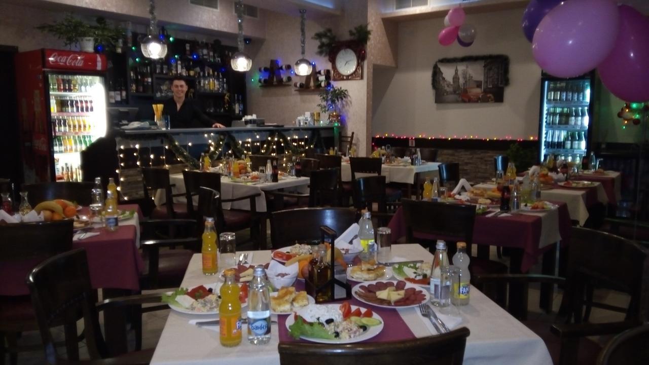 Hotel Enchevi Kirkovo  Chambre photo