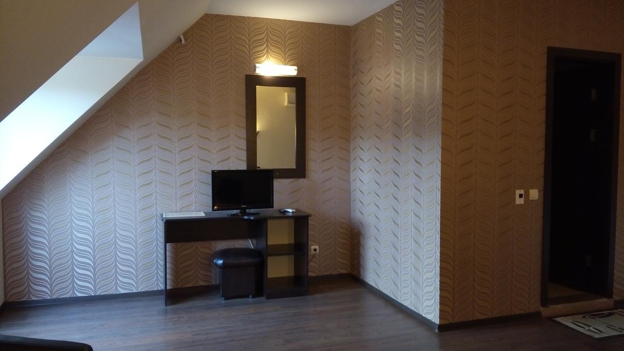 Hotel Enchevi Kirkovo  Extérieur photo